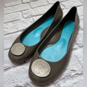 OKA B women’s tan ballet flats with front decor jewels